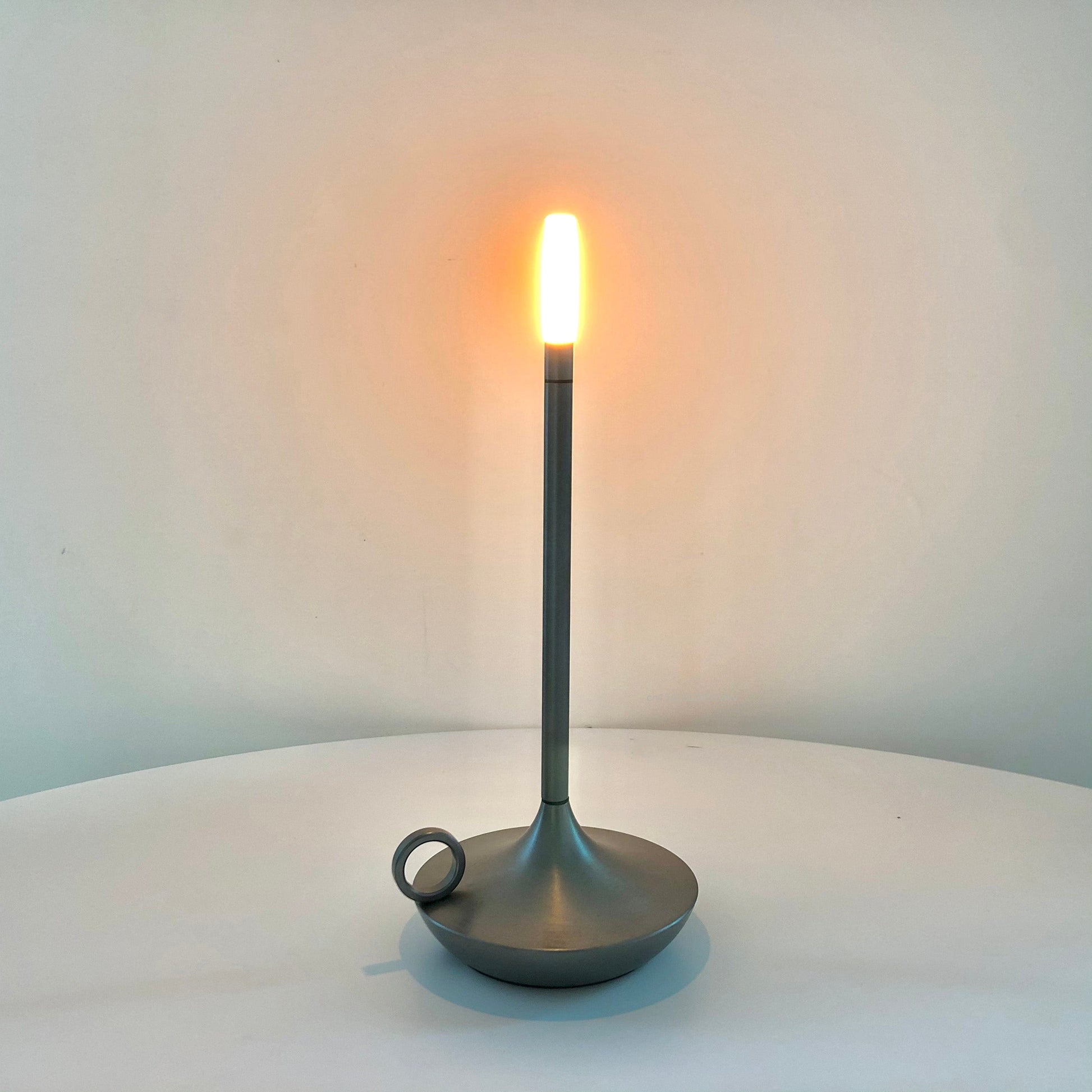 Jardioui Argent RétroChic - Lampe sans fil Vintage